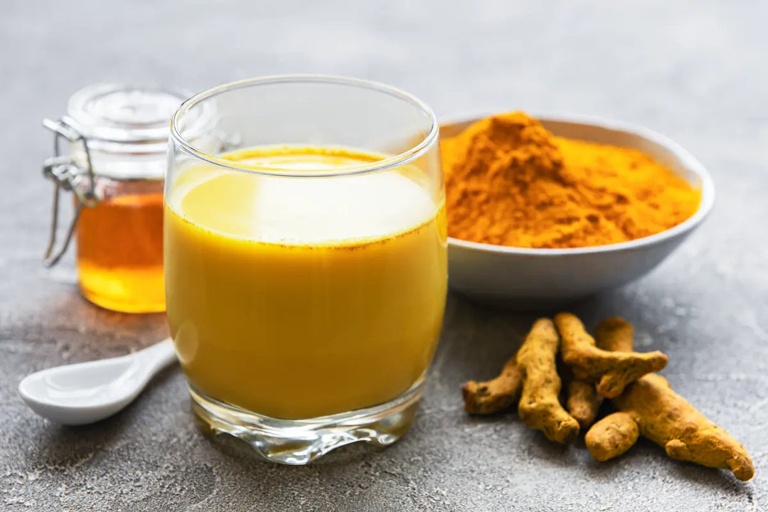 Turmeric Explained: Potential Health Benefits, Mood Support, and How to Use It Safely